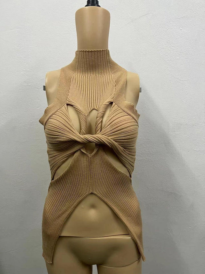 Dame figurtilpasset Cut-Out Top med høj krave Skovae