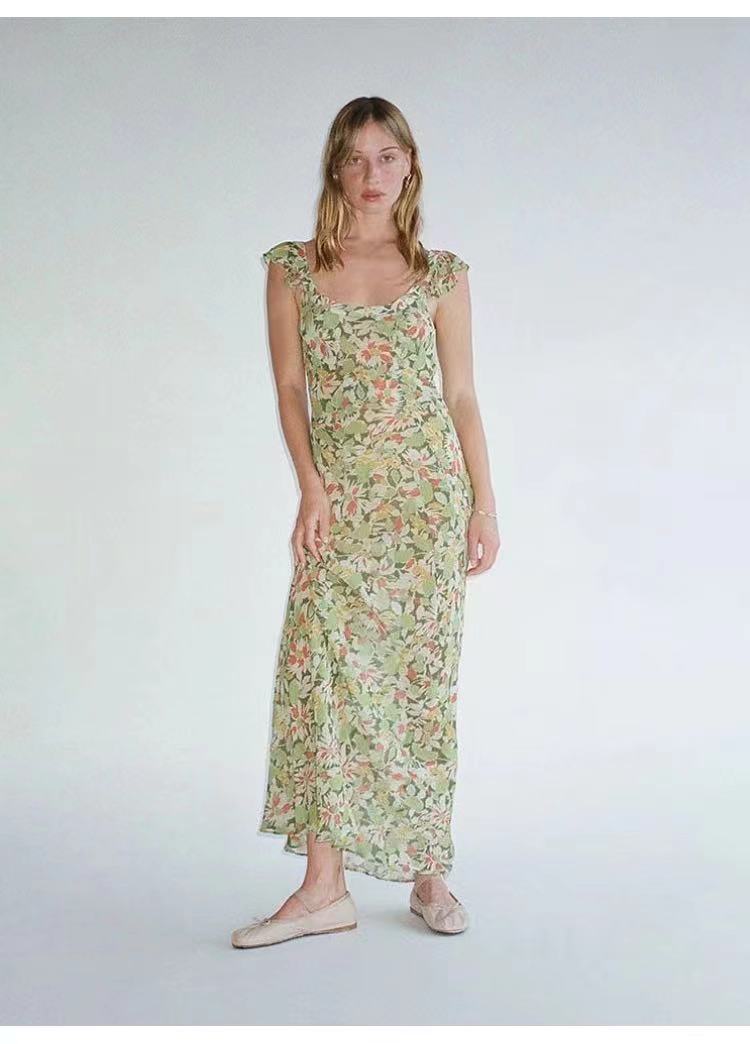 Dame maxikjole med raffineret flæsedesign og blomsterprint Stilla