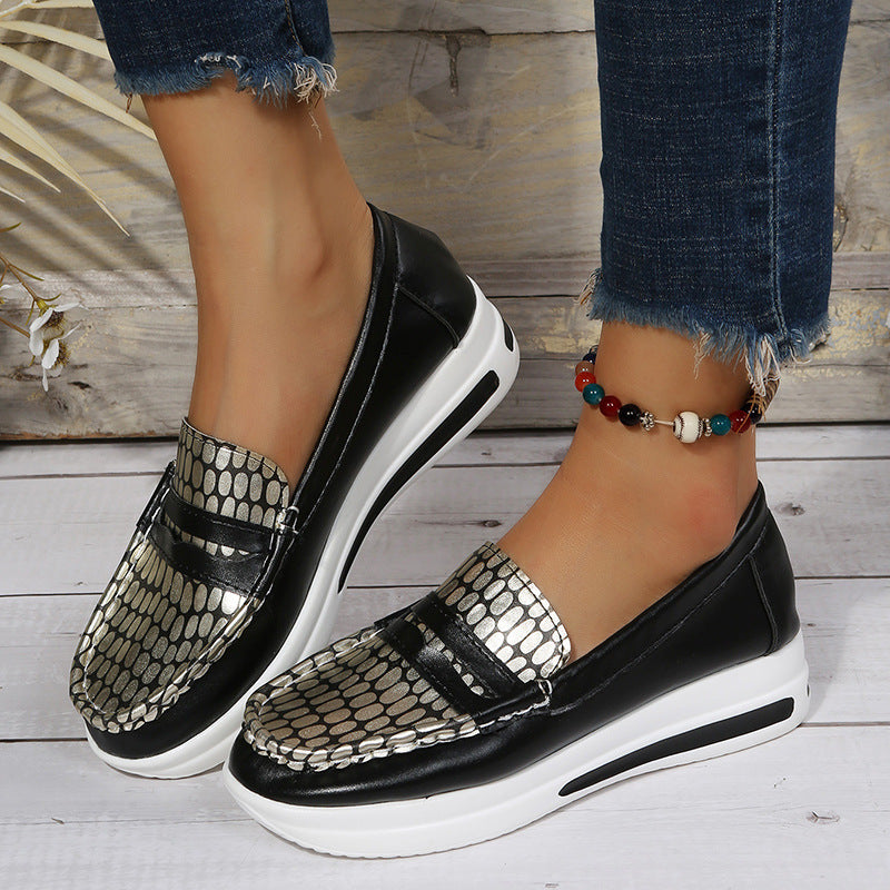 Dame mokasiner i elegant metallic-look med komfortabel sål Stilla