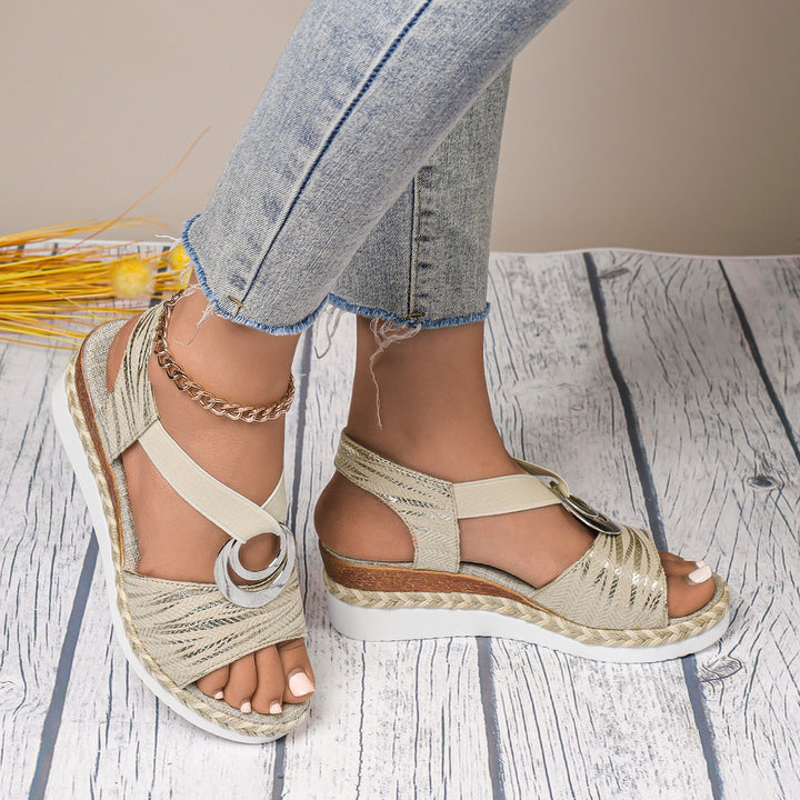 Dame Wedge-sandaler med mode ring-design og flettet sål Stilla