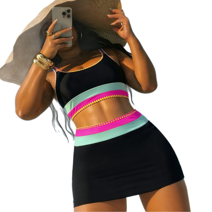 Dame bikini kjole med moderne cut-out og farverige accenter Skovae