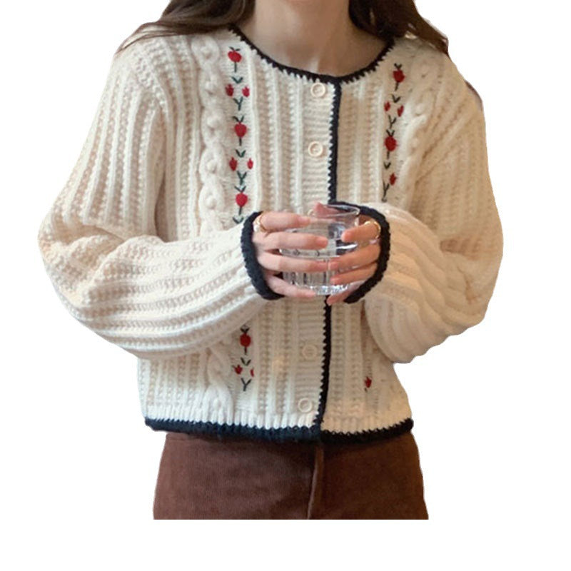 Femme Kort Broderet Strikcardigan Stilla