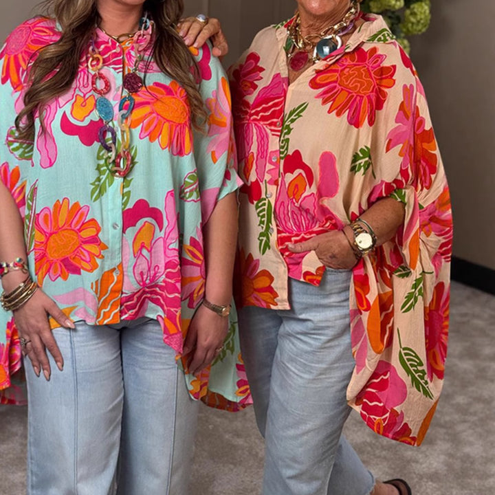 Kvinder's flydende kimono bluse med farverigt blomsterdesign Stilla