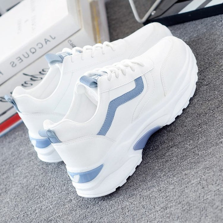 Dame sporty sneakers med skridsikker sål og åndbar overmaterialekombination Stilla