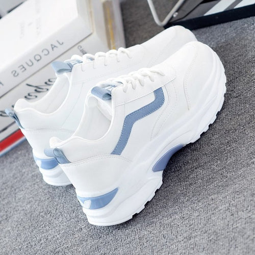 Dame sporty sneakers med skridsikker sål og åndbar overmaterialekombination Stilla