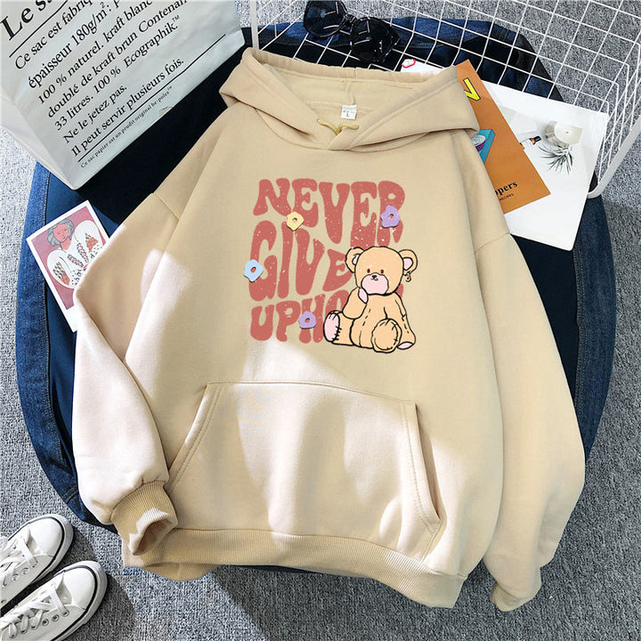 Kvindernes hoodie med motiverende bjørn design Skovae