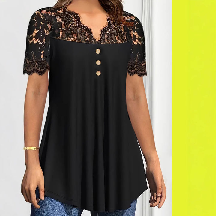 Damebluse med spidsdetaljer Stilla