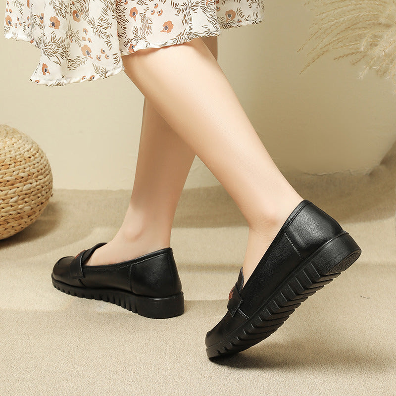Femme Stilfuld Komfort Slipper med Flettet Accent Stilla