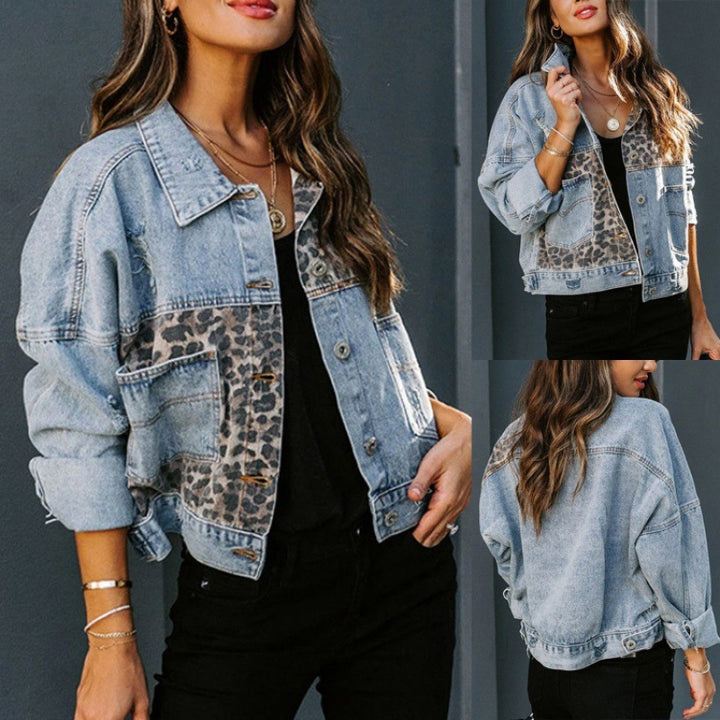 Kvinders fashionable denimjakke med leoparddetaljer Stilla