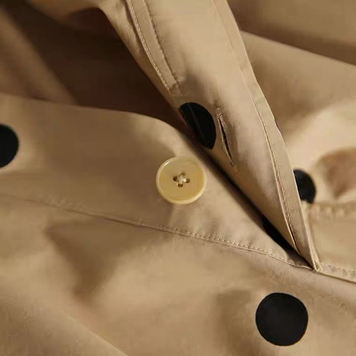 Dame skjortekjole med moderne polka-prikker design og taljerbar bælte Stilla