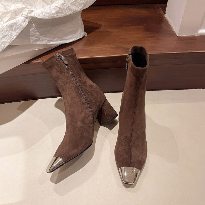 Femme Stilfulde Støvletter med Metallic-Tå-Detalje Stilla