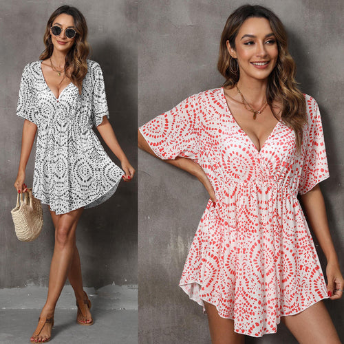 Dame luftig strandkjole med elegant V-udskæring og ruffle detaljer Stilla