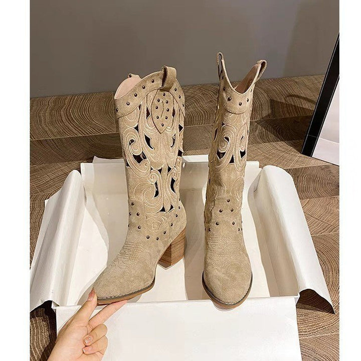 Dame cowboystøvler med kunstnerisk broderi og moderne hæl Stilla
