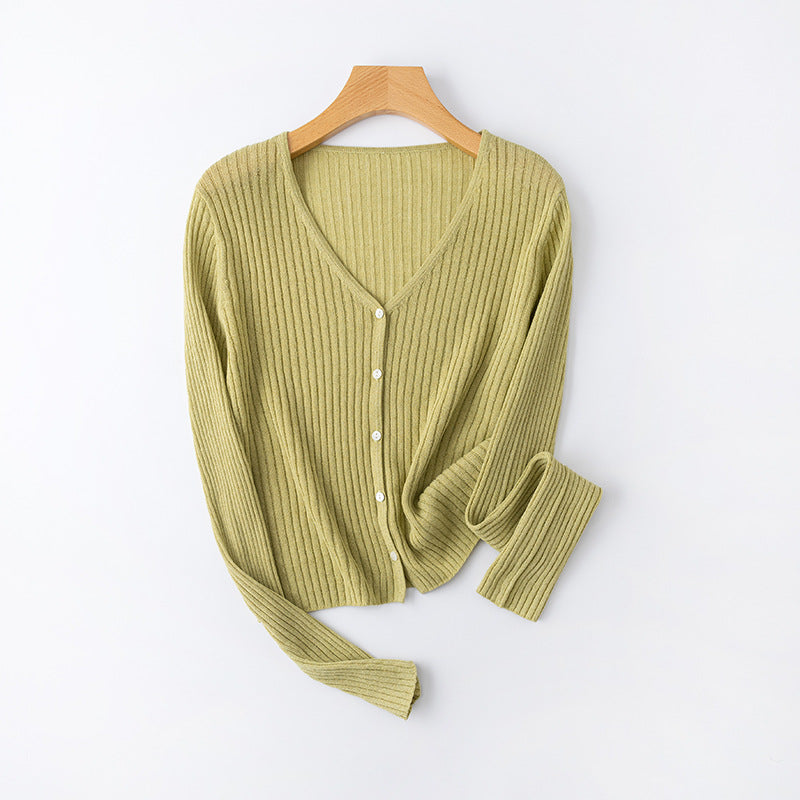 Femme Klassisk V-hals Ribstrik-Cardigan Stilla
