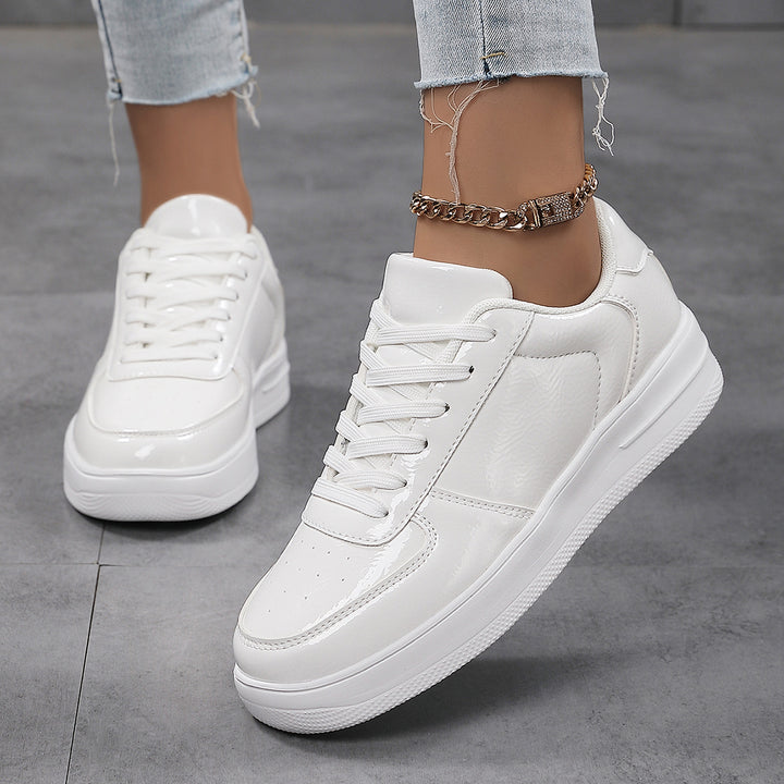 Herrer Sleek Patenteret Læder Mode Sneakers Stilla