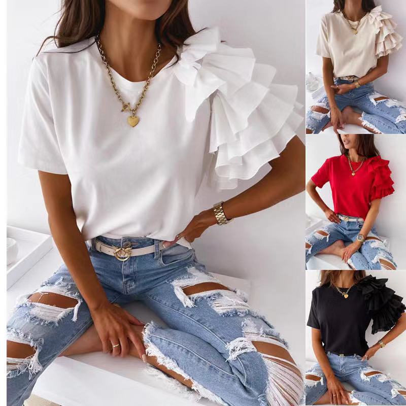 Kvinders T-shirt med trendy flæse detaljer Stilla