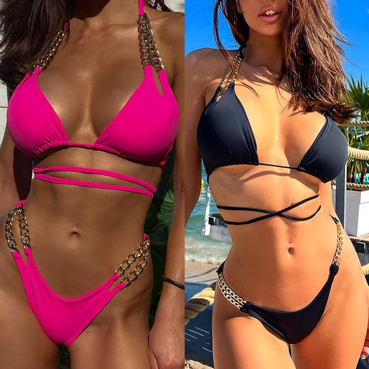 Dame bikini-sæt med moderigtigt kæde-detalje og en usædvanlig skæreføring Stilla