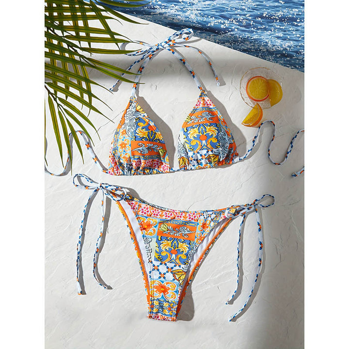 Dame triangel-bikini med farverigt blomsterdesign og legesyge bindebånd Skovae