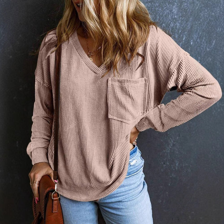 Dame afslappet V-hals sweater med struktur og brystlomme Stilla