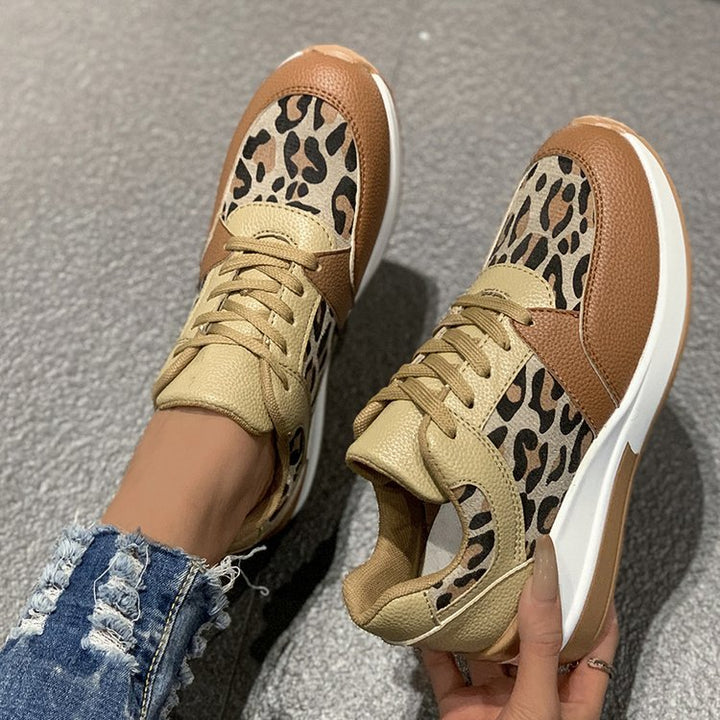 Dame moderigtige sneakers med dyremønster og polstret sål Stilla