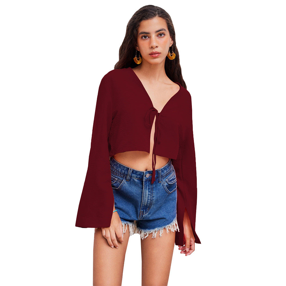 Kvindernes crop top med dyb V-hals og legende knude Stilla