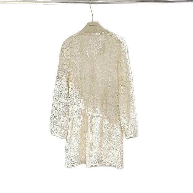 Dame blonder blouse med afslappet snit og gennemsigtigt design Stilla