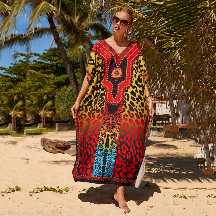 Dame kaftan med iøjnefaldende leoparddesign og håndlavede udsmykninger Stilla