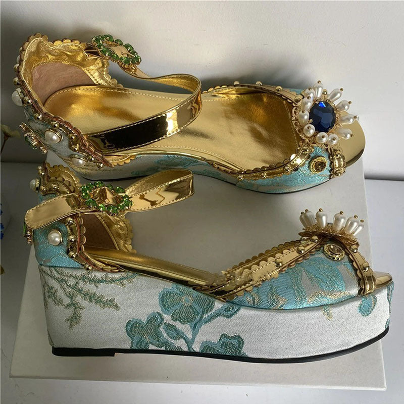 Femme Pyntet Platform Keil Sandaler Stilla