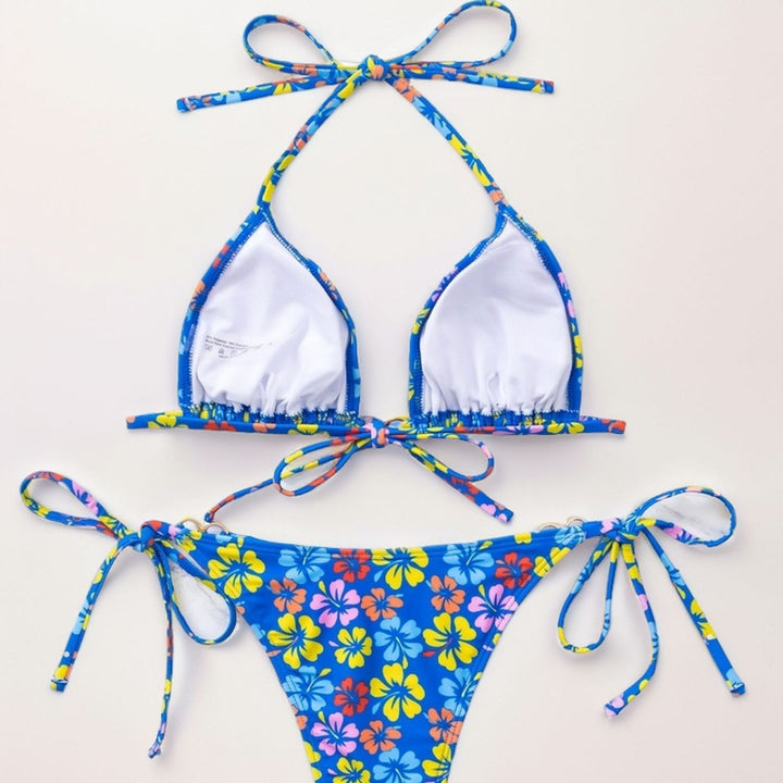 Dame triangel-bikini med raffinerede bindebånd og farverigt blomsterprint Skovae
