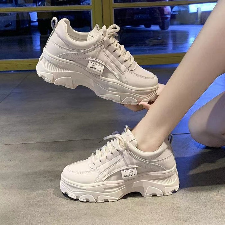 Dame sporty plateau-sneakers med åndbart overmateriale og skridsikker sål Stilla