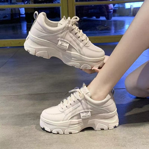 Dame sporty plateau-sneakers med åndbart overmateriale og skridsikker sål Stilla