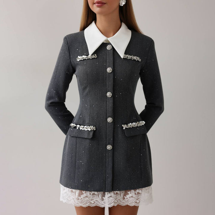 Kvinder Elegant og figursyet blazer kjole med dekorative detaljer Stilla