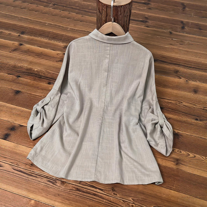 Dame afslappet og elegant bluse med puffærmer Stilla