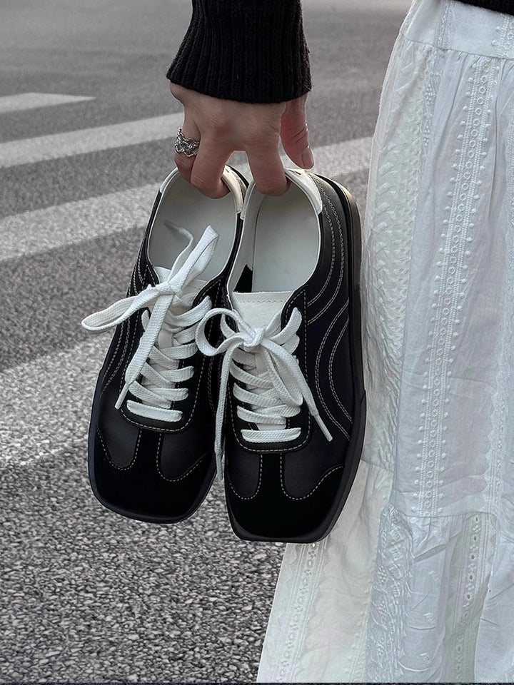 Dame Sneakers i sporty-elegant design med åndbart overmateriale Stilla