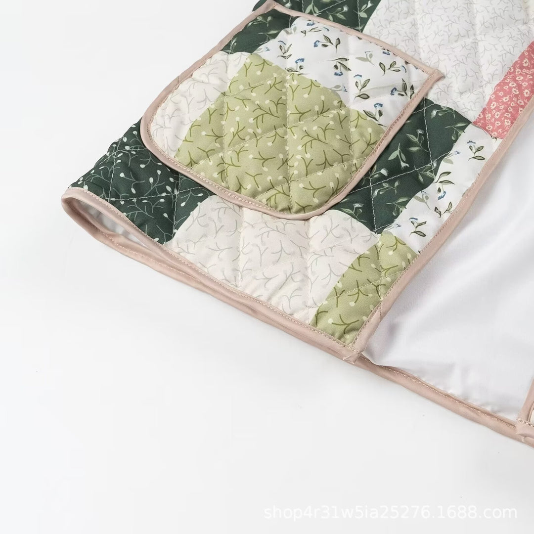 Dame quiltet patchworkjakke med blomstret design og praktiske lommer Stilla