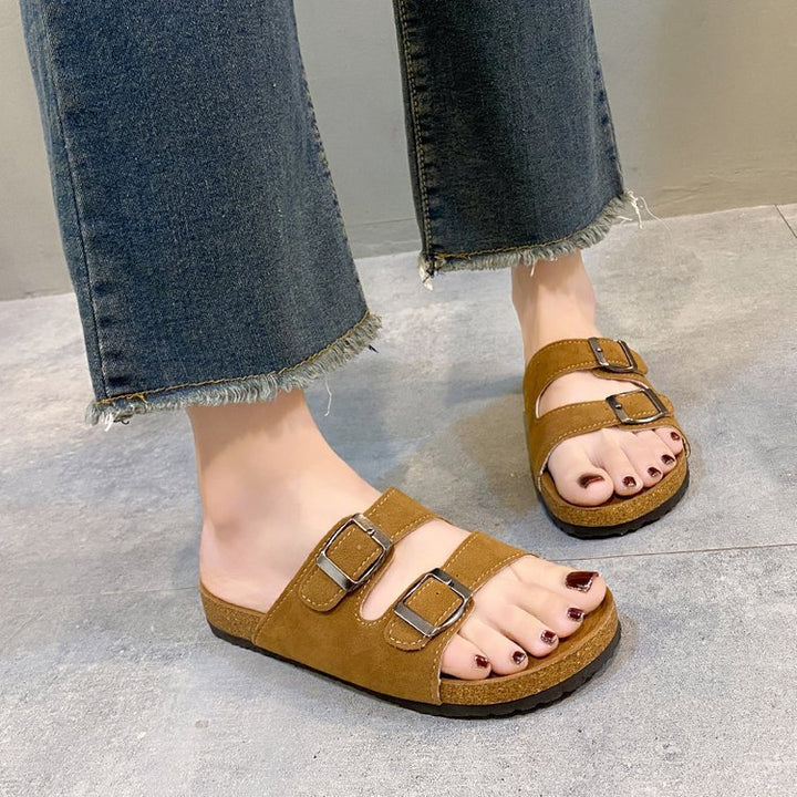 Dame komfortable toe-split sandaler med justerbare remme og ergonomisk fodseng Stilla