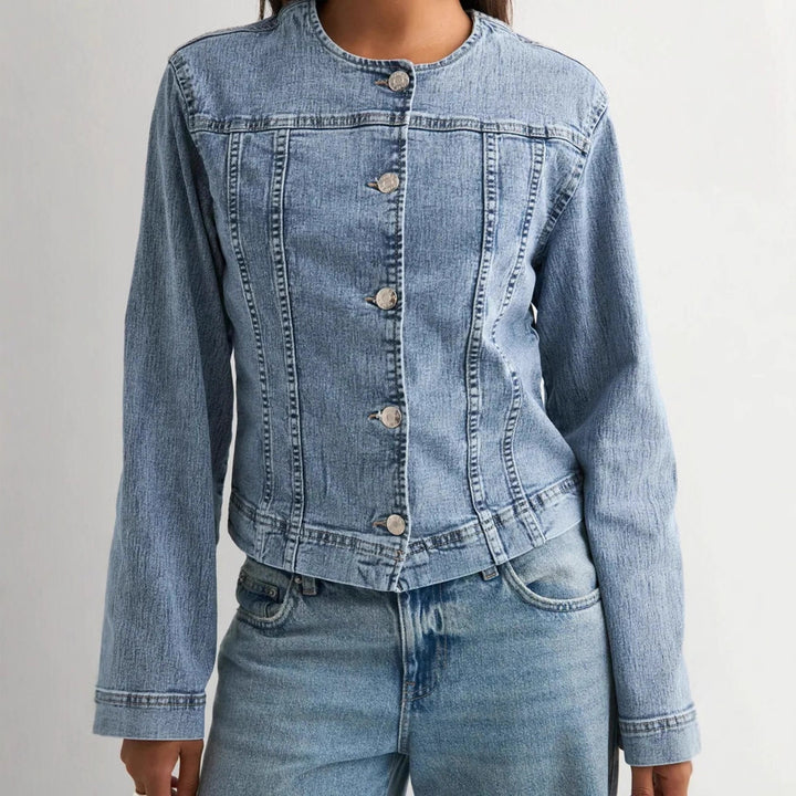 Dame tidløs denimjakke i moderne snit Skovae