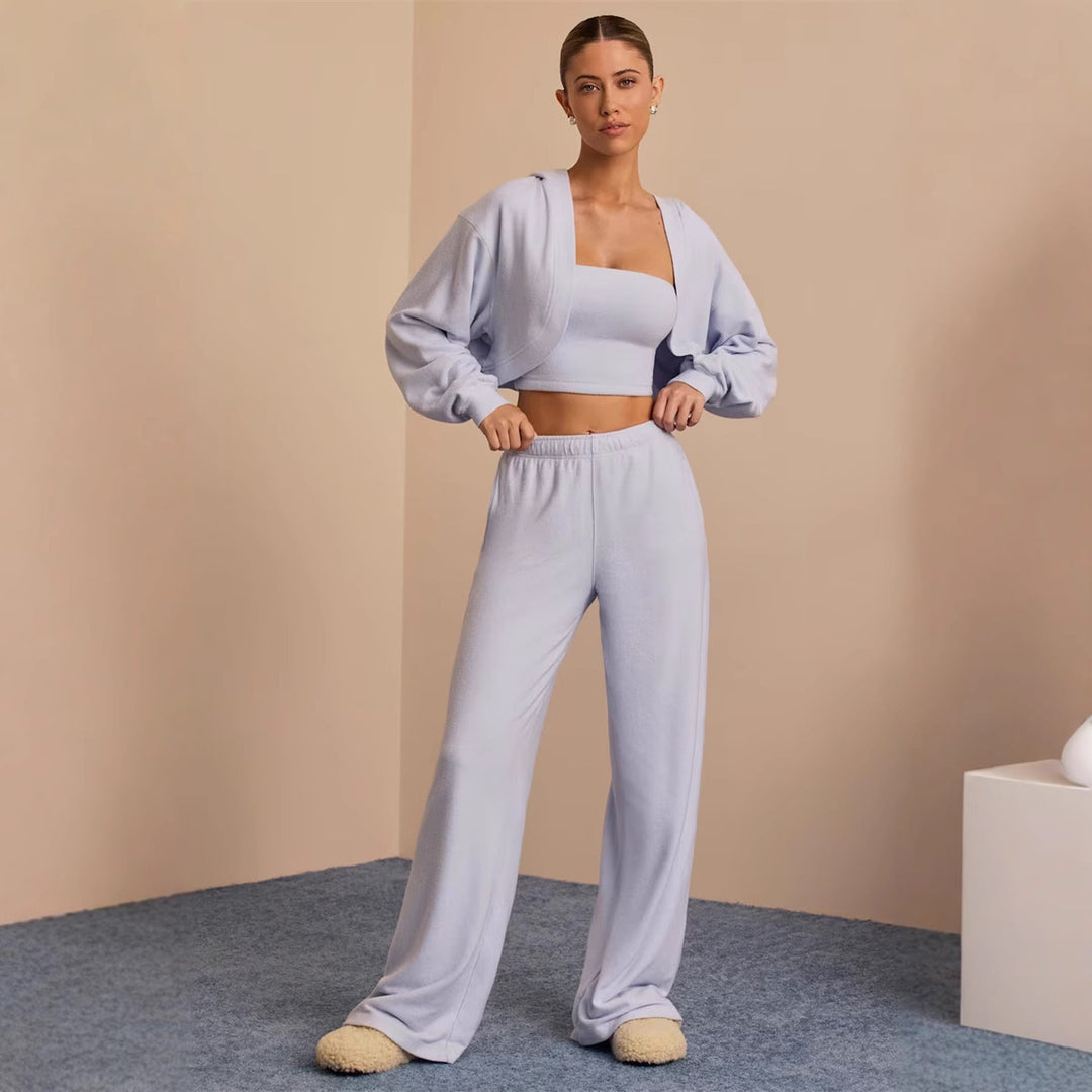 Kvinders komfortable lounge sæt med cropped top og bred ben bukser