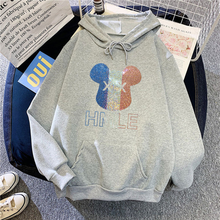 Kvinders hoodie med kunstnerisk bjørnemotiv Skovae