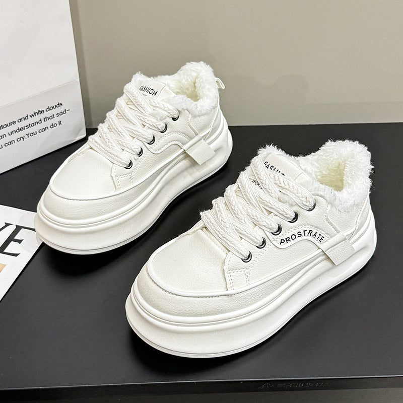 Dame behagelige sneakers med blødt for og plateau sål Stilla