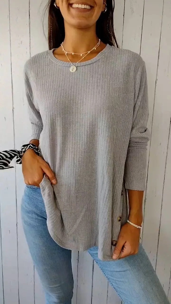 Stilla | Casual Rund Hals Ribbet Knap Langærmet Top