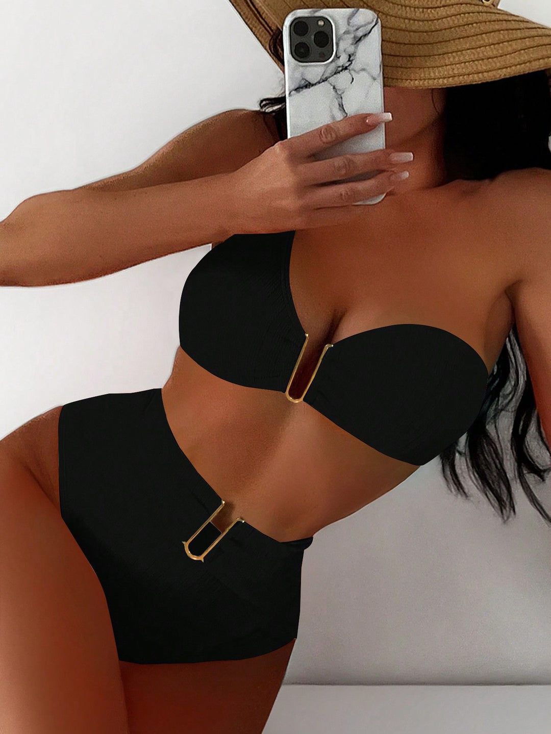 Dame Bikini-sæt med slidstærk høj talje og stilfuldt clasp-design Stilla