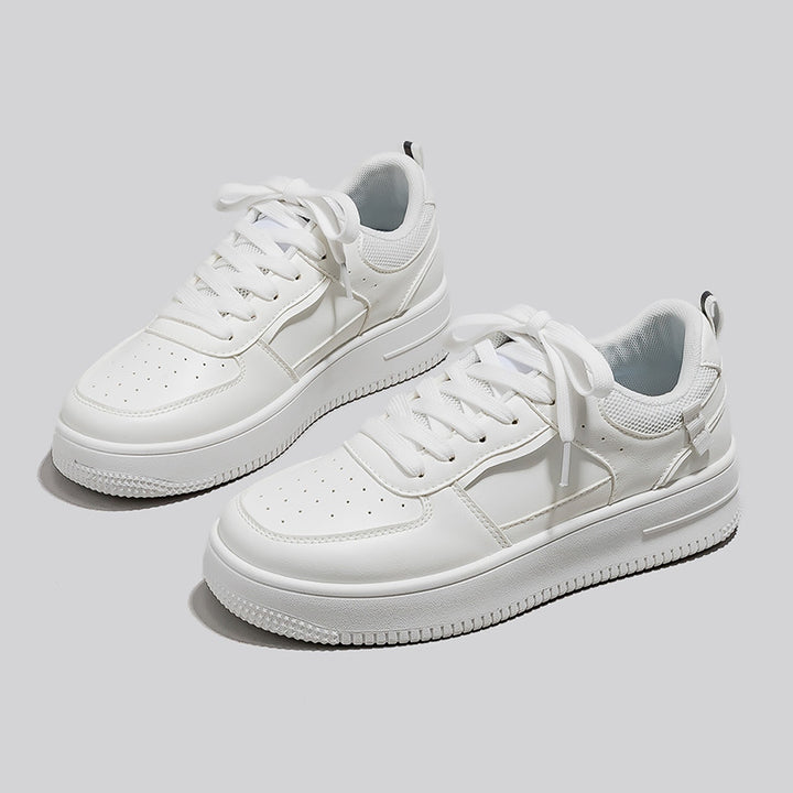 Dame Sneakers i minimalistisk design med åndbar mesh-overflade og polstret sål Stilla