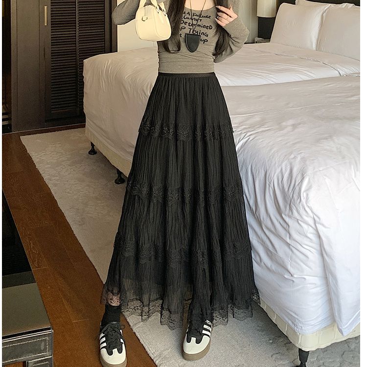 Kvinders maxi nederdel med legende blondertrim Stilla