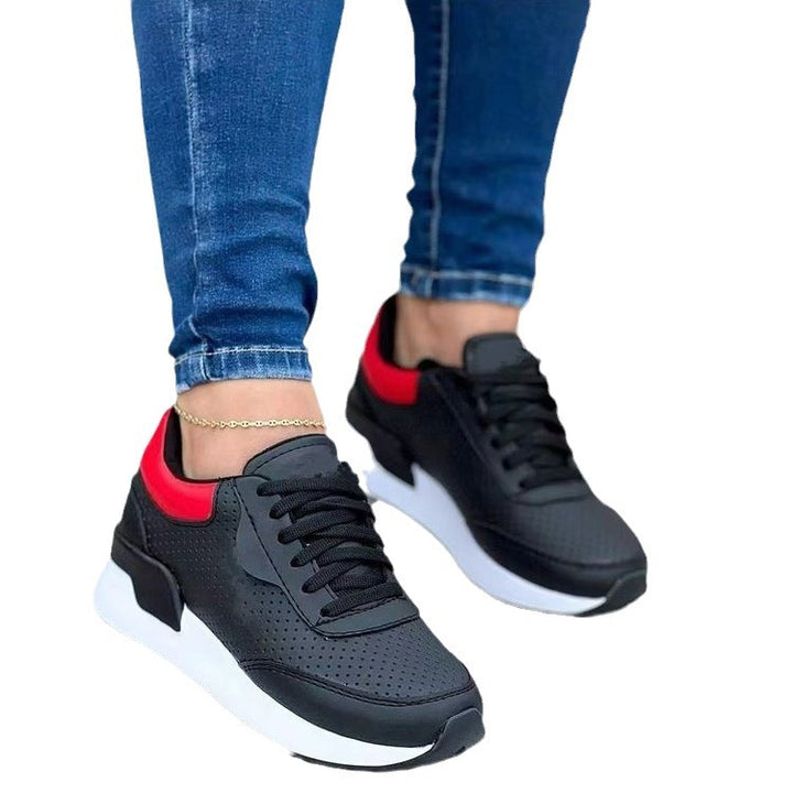 Dame Åndbare Sneakers med perforeret overflade og komfortabel dæmpning Stilla