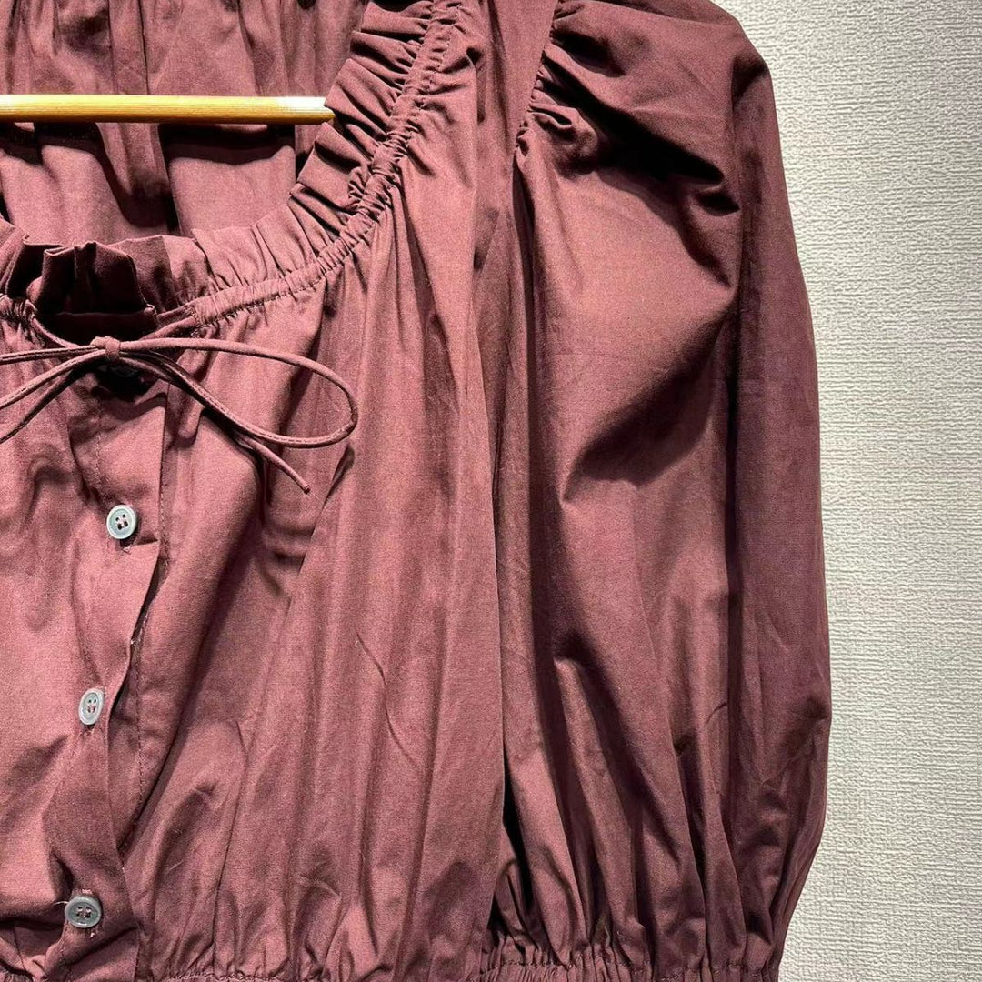 Dame kortærmet bluse med elastisk kant og romantiske puffærmer Stilla