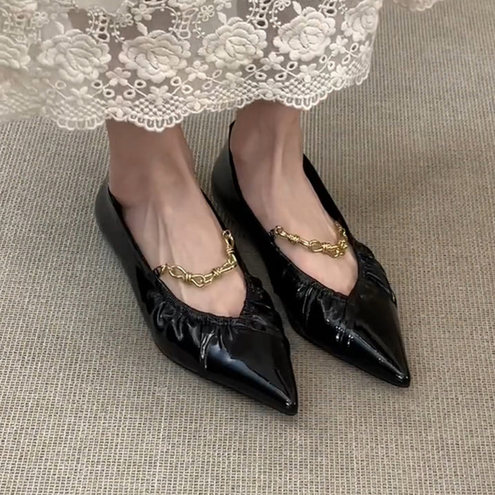 Dame elegante spidse Ballerinas med dekorativt flæsedetail Stilla