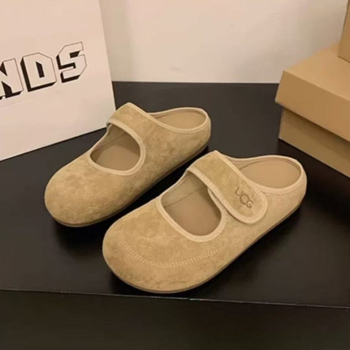 Dame hjemmesko med justerbar velcro og blødt overmateriale Stilla