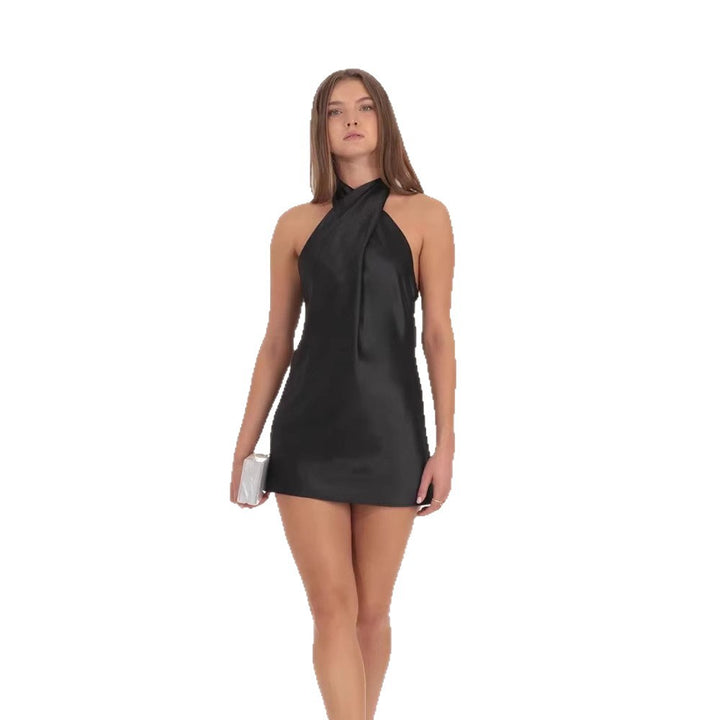 Damekjoler med halterneck, med løs skørt og elegant knudedesign
