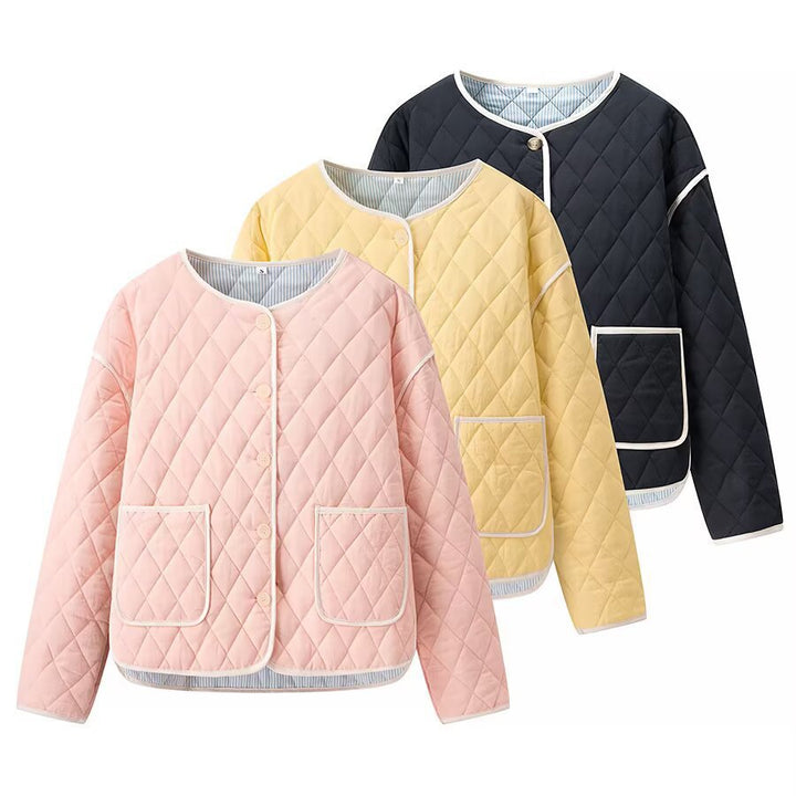 Kvinders tætsiddende quiltet jakke med lommer og rund hals Stilla